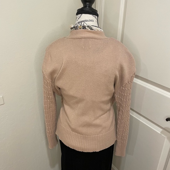 Large Anne Klein Tan, Brown, Beige Cardigan Sweater with Jeweled Butto… - Picture 4 of 12